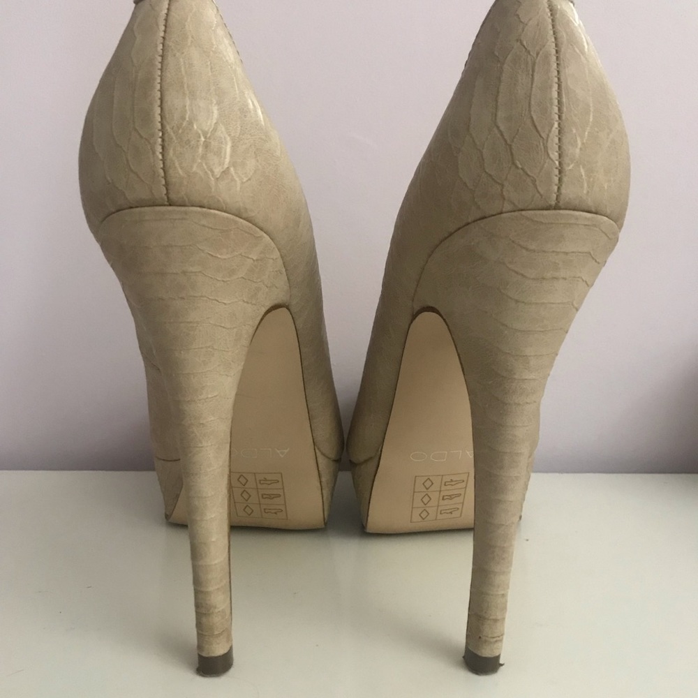 ALDO heels - Picture 3 of 5